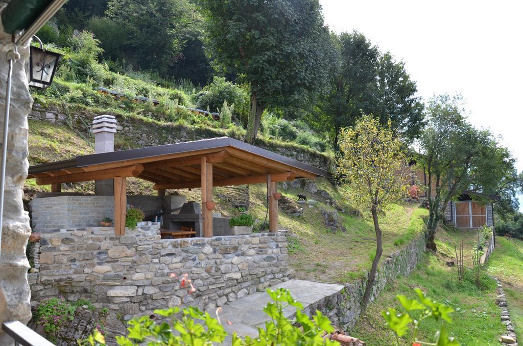Tra Lago E Montagna Baita La Morena Nesso Exteriör bild