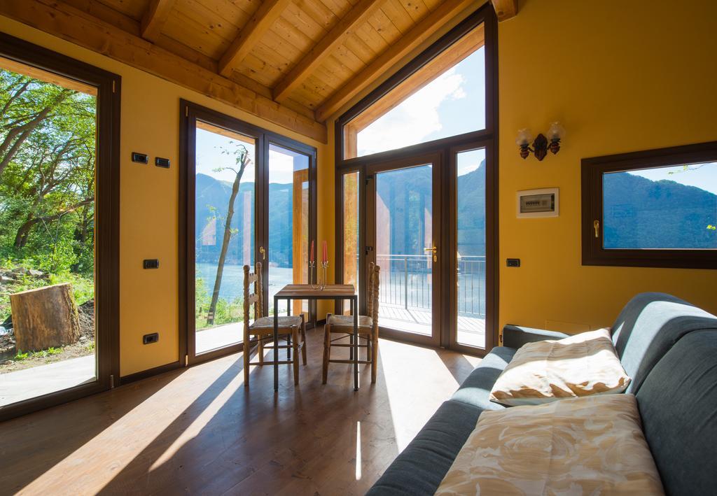 Tra Lago E Montagna Baita La Morena Nesso Exteriör bild